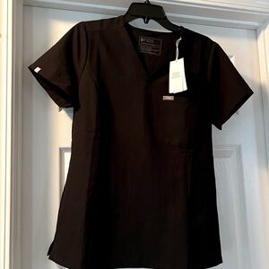 NWT Figs Catarina slim scrub top